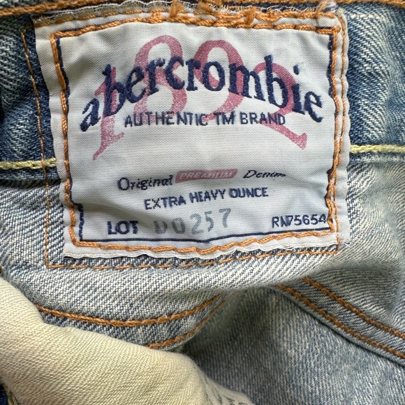 Abercrombie 5 Pocket Denim Blue Jean Barrel Wide Leg ~ 14 - Picture 7 of 9